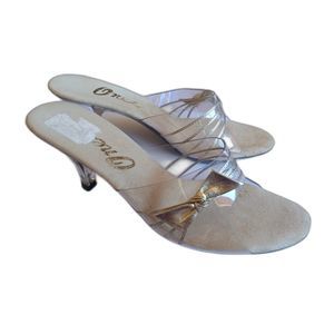 Onex 70s Lucite Vintage Low Kitten Heels - 7 - Gold Metallic Bows